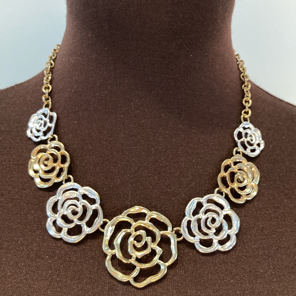 Camellia silver and gold necklace